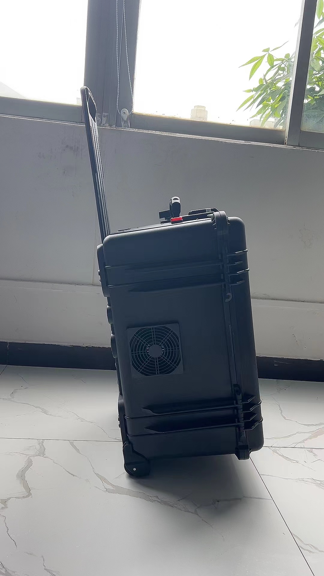 开原手拉箱型移动通信干扰器